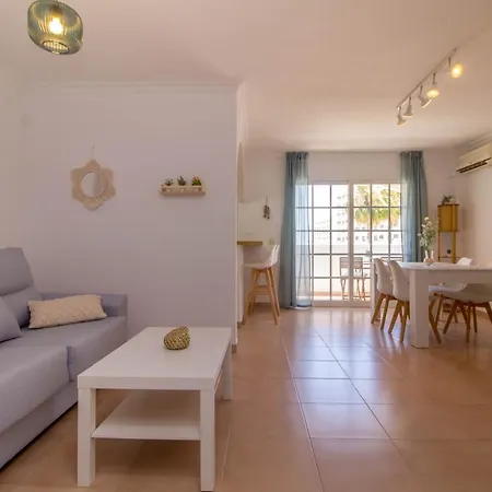 Imperial Puerto 2 3e By Ivi Real Estate *