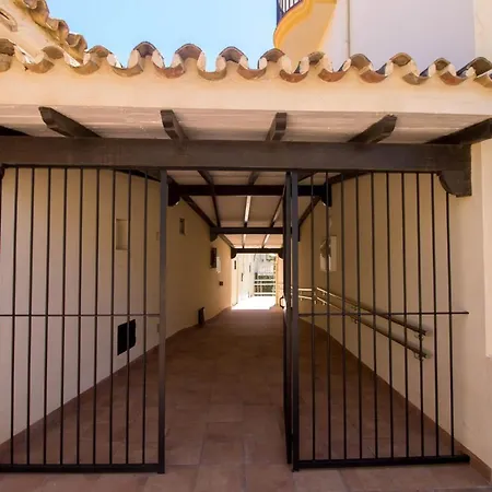 Διαμέρισμα Imperial Puerto 2 3e By Ivi Real Estate *